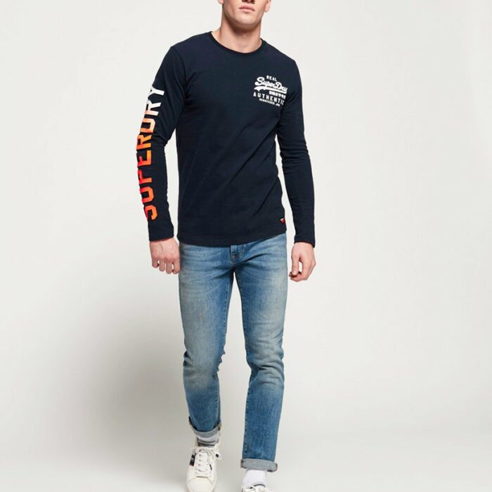 Superdry Herren Vintage Logo Authentic Fade Langarm-T-Shirt Superdry Herren Vintage Logo Authentic Fade Langarm-T-Shirt