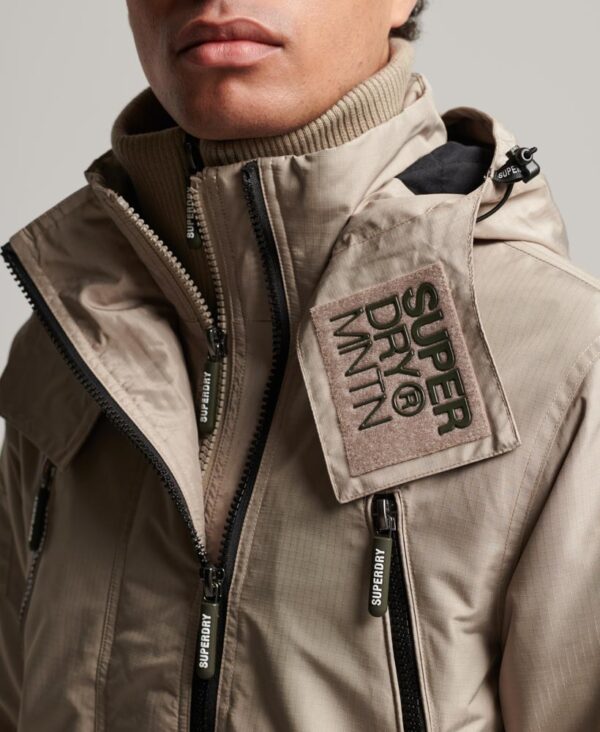 Mountain SD Windcheater Jacket Winter Twig Beige M5011868A 9UN 2