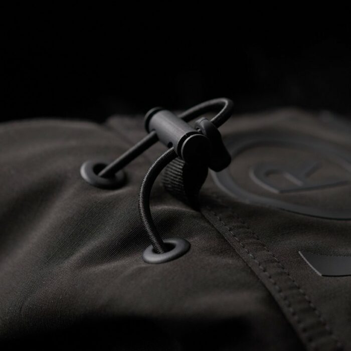 Ultimate Windcheater Jet Black Black M5011809A 7FT 5