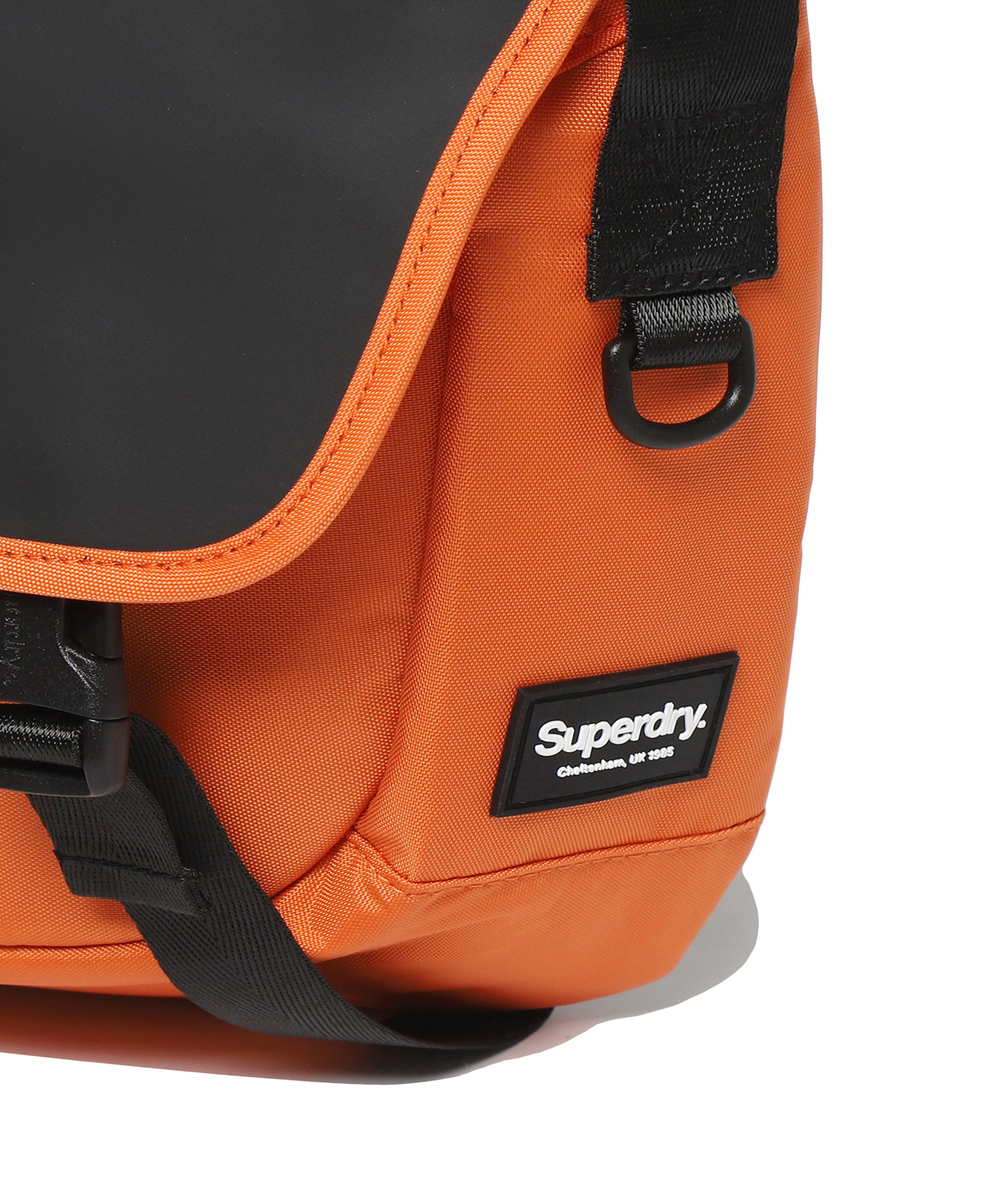 ESSENTIAL MESSENGER M BAG ORANGE SDUABDO02 KORG 4