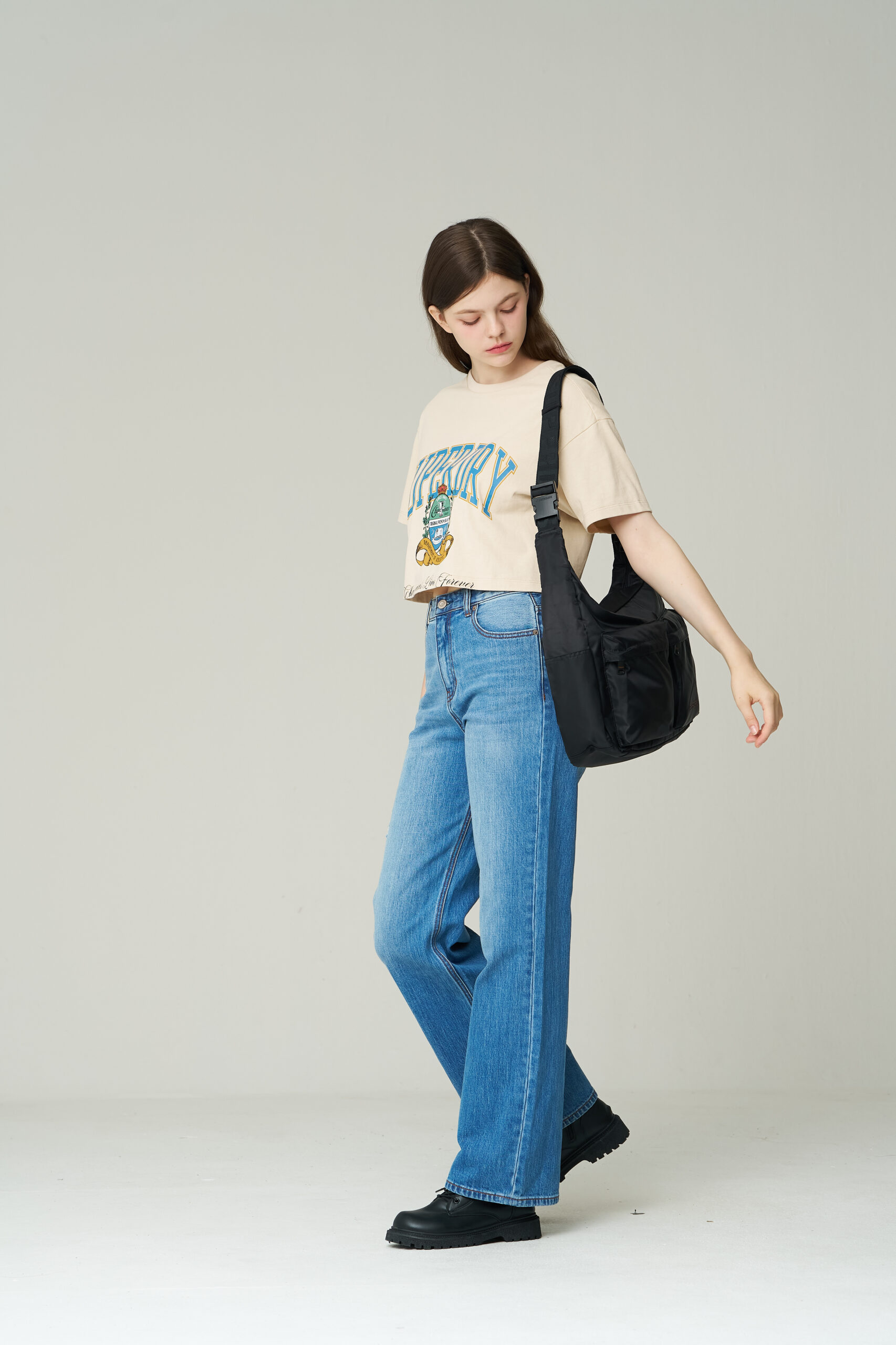 MULTI POCKET CROSS BAG BLACK SDMAB 1DO04 KBLK 1